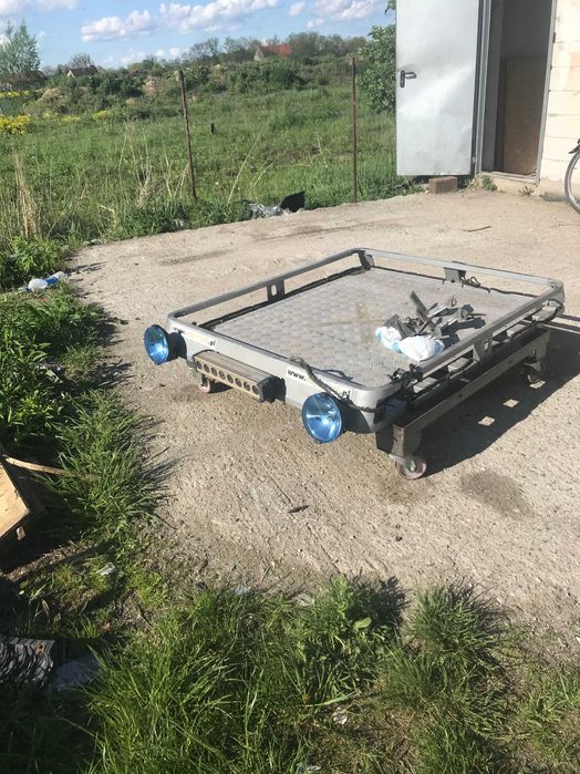 bagażnik wyprawowy 4x4  platforma do terenówki off road ledy