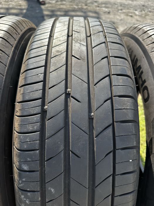 Літні шини 215/65 R17 Kumho Ecsta HS52 Комплект літніх шин 215/65 р17