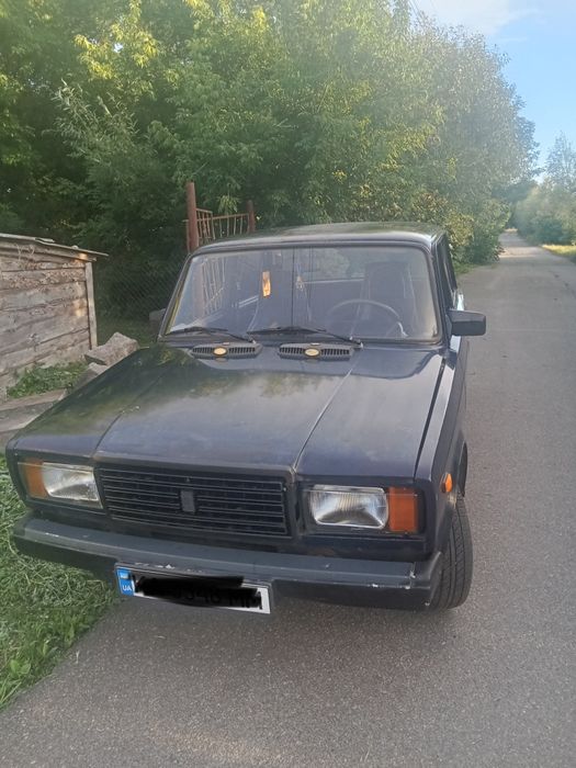 ВАЗ 2107 на повному ходу