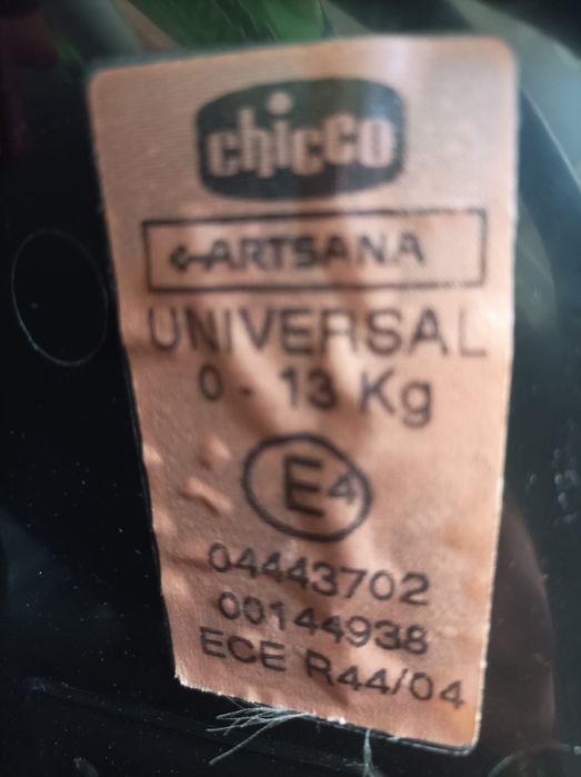 Fotelik samochodowy/ nosidełko Chicco 0-13 kg