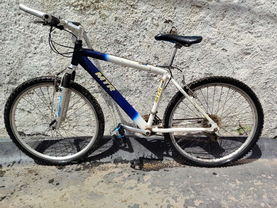 Bicicleta BTT montanha