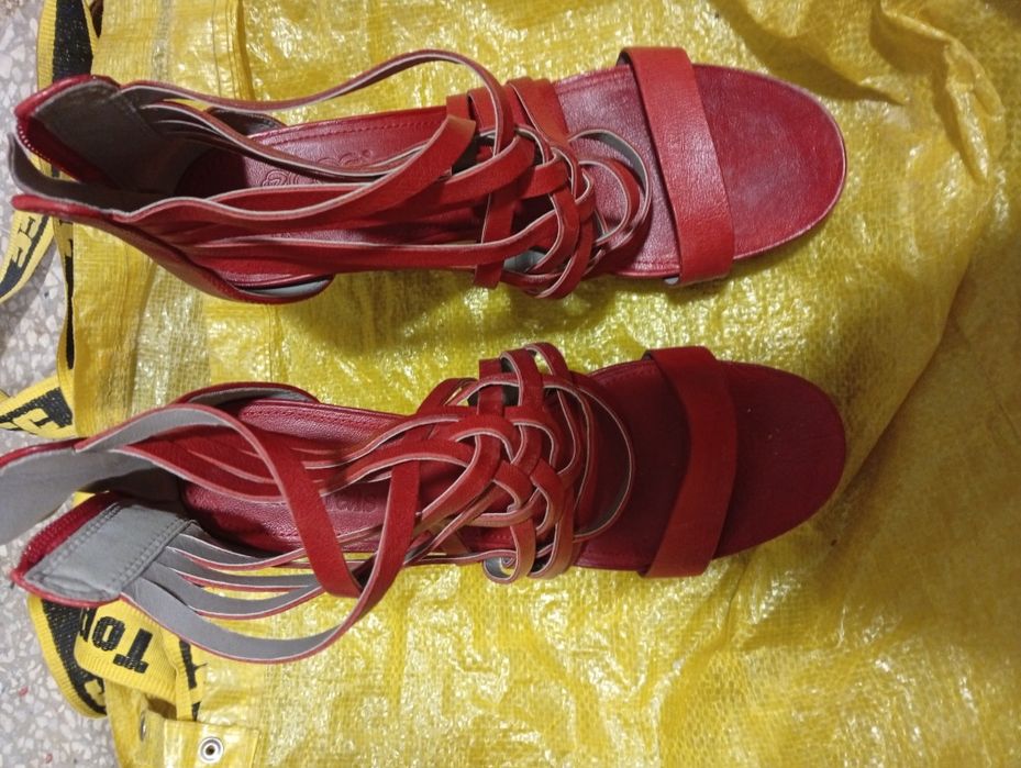 Sandały Ecco 39 25cm koturna czerwone