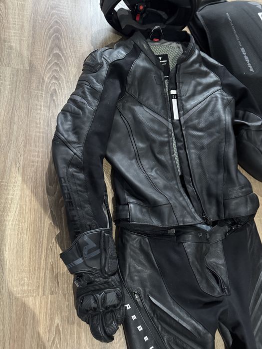 Kombinezon motocyklowy rebelhorn buty