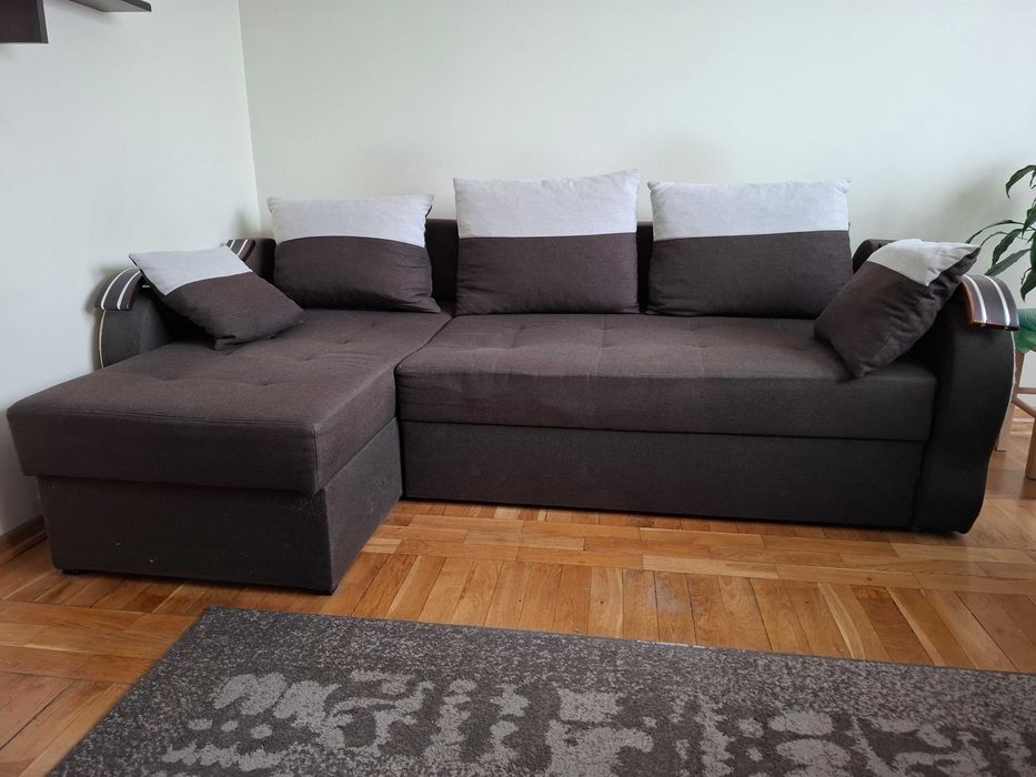 Narożnik rozkładany z funkcją spania 140 × 200 cm