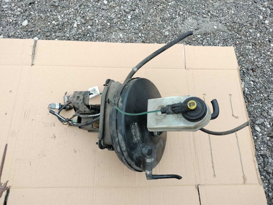 Serwo 7700428596 pompa hamulcowa Renault Scenic RX4 00-03R