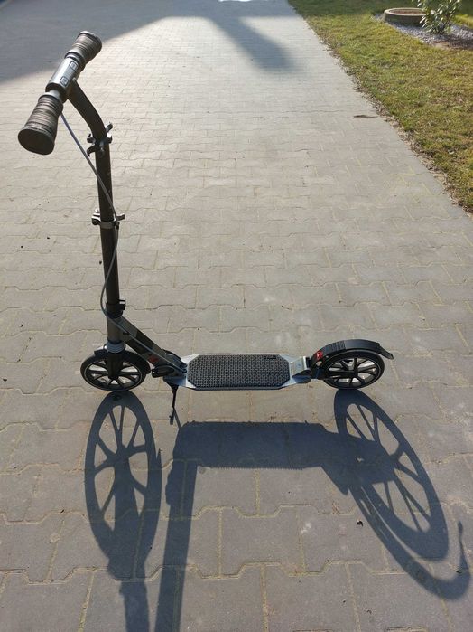 sprzedam hulajnogę Town 7