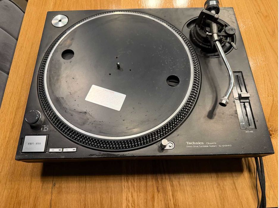 Technics Sl-1210MK2