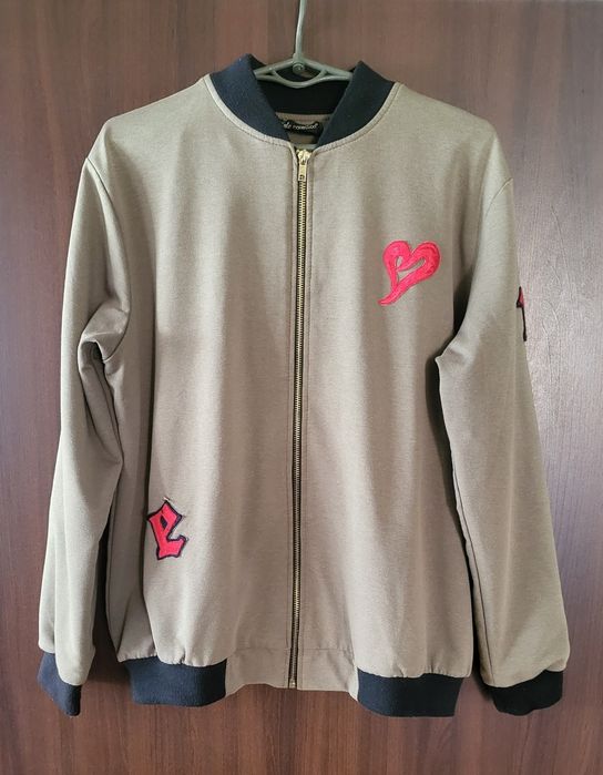 Бомбер на підлітка, унісекс, Kate collection, M-L.
Ідеальн