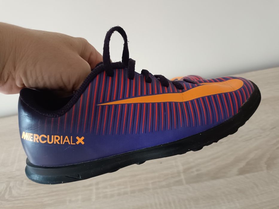 Buty sportowe chłopięce Mercurial roz 35,5