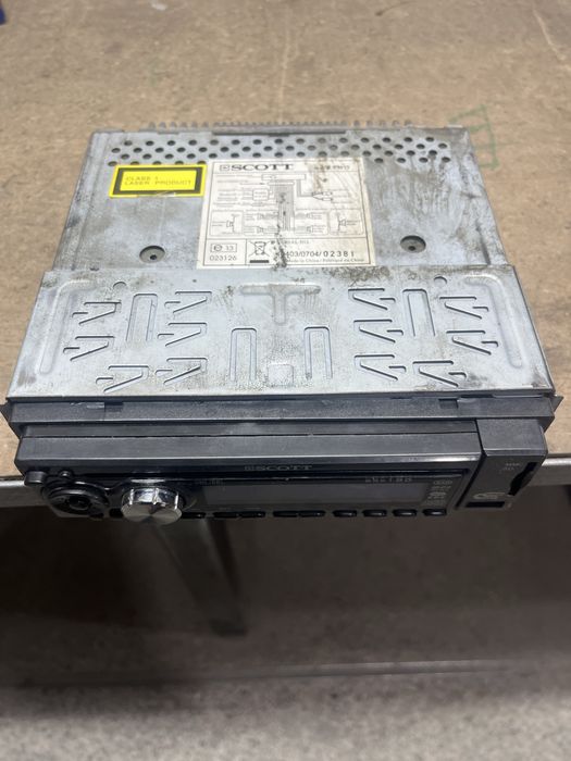 Продам магнітолу SCOTTне дорого