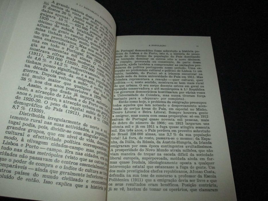 Livro A Primeira República Portuguesa alguns aspectos estruturais