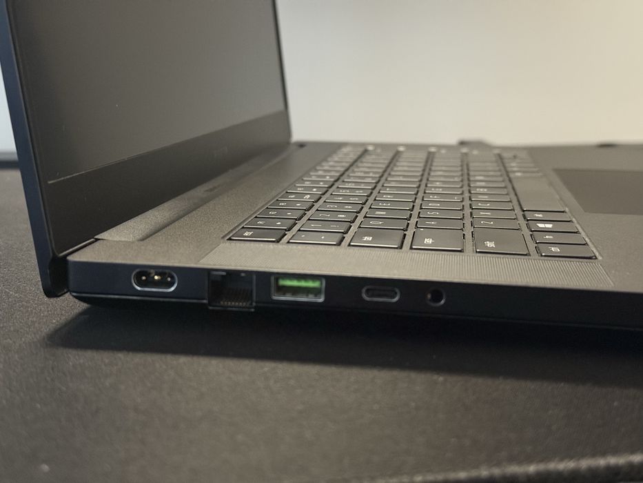 Laptop gamingowy Razer Blade 15 RTX/i7+ Razer Orochi V2 + opakowanie