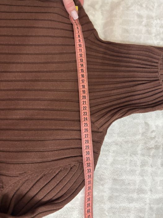 Продам гольф шоколадний solmar в рубчик розмір с