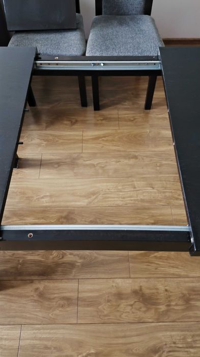 Stół z krzesłami, zestaw stół + 4 krzesła, kolor wenge, fornir, drzewo