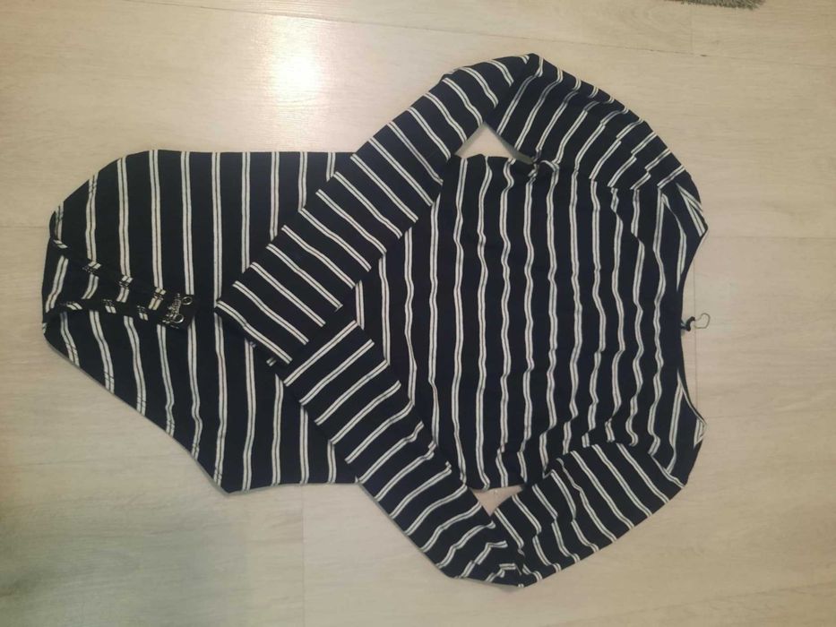 Body damskie z zamkiem