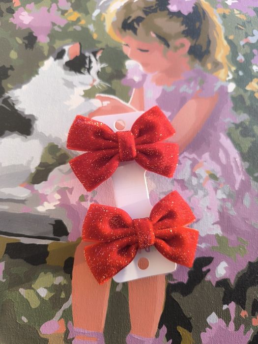 Бантики для волосся