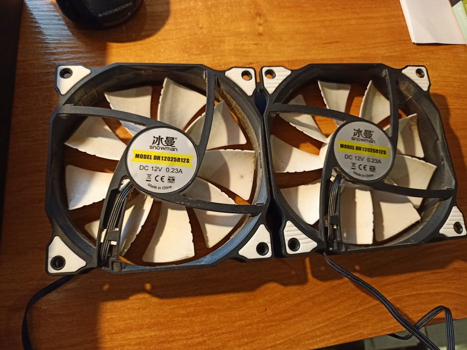 Wentylatory Snowman do obudowy komputera 12 cm 4 pin