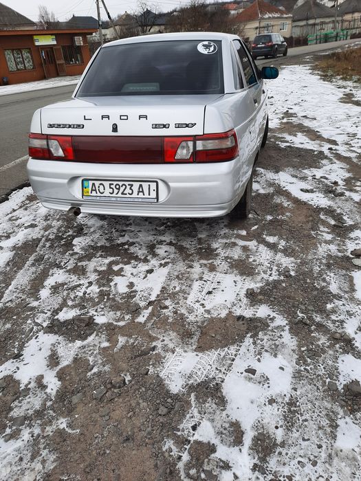 Продам машину у хорочому стани