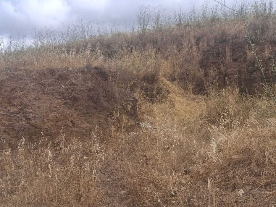 Terreno urbano Zambujal em loures