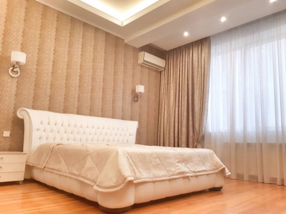 Джакуззи, центр, Мост Сити Люкс класс