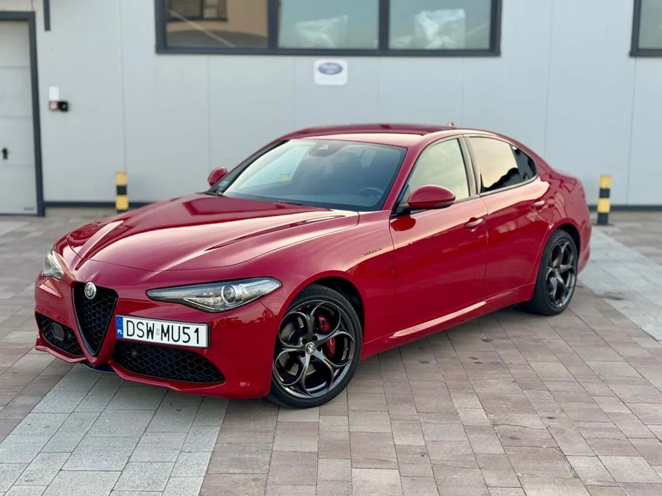 Alfa Romeo Giulia GIULIA Q4 VELOCE jedyna taka w najszybszym kolorze