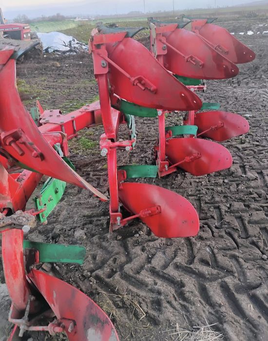 Pług obrotowy  AGRO MASZ 4 skibowy Pierwszy własciciel