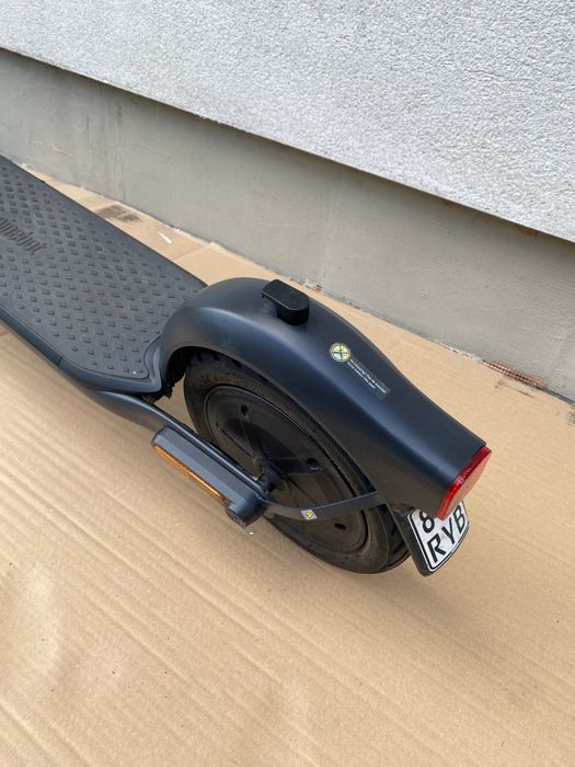 Hulajnoga Elektryczna Segway Ninebot Kickscooter F2 Pro