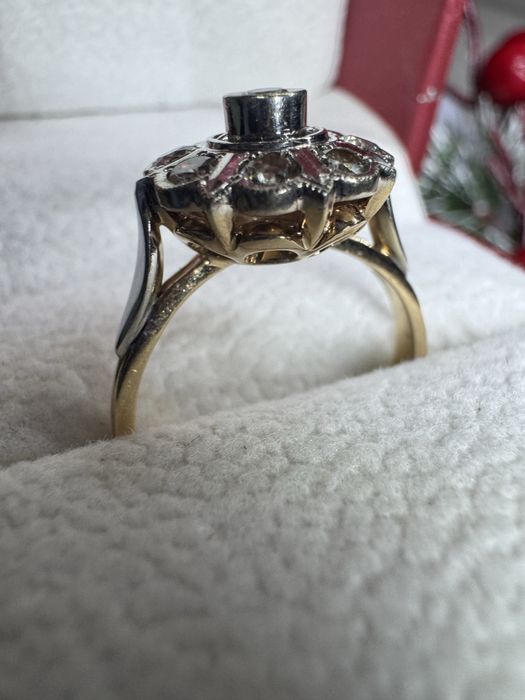 Золотое кольцо с бриллиантами малинка ссср 585