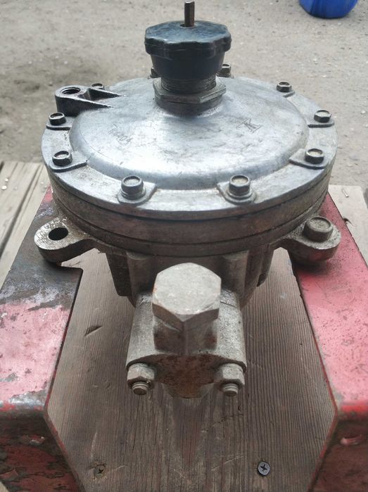 Редуктор ГБО газа метан автомобиля ЗИЛ ГАЗ СССР