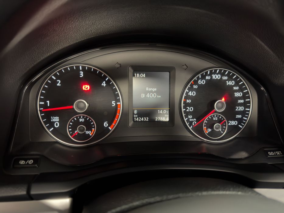 VW Eos 2.0 TDI Cabrio 2014 • Nacional • Full Extras • Estado Impecável