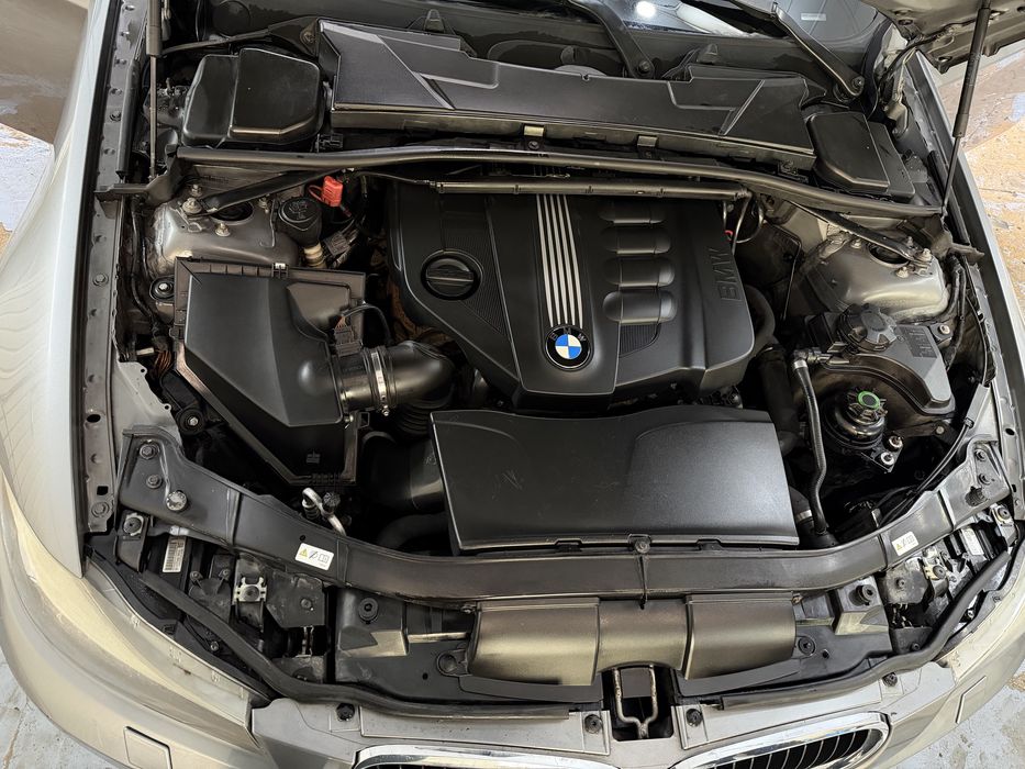 Bmw 3 series 2010