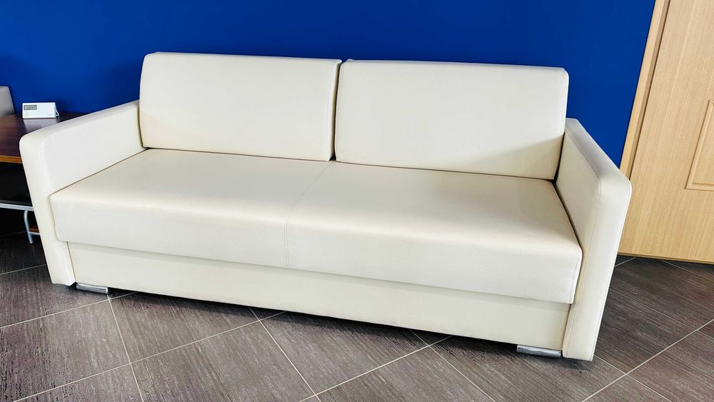 Kanapa / sofa (2 kolory do wyboru - odcienie kremu i beżu)