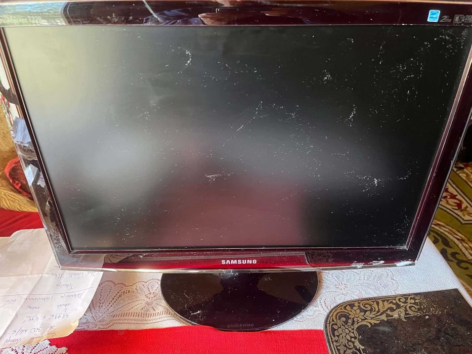 Monitor Samsung Syncmaster T220 + Kable