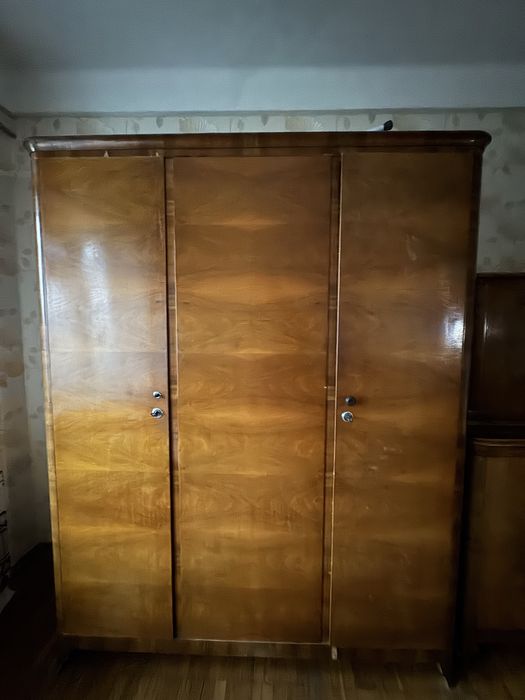 Шафа та комод безкоштовно (самовивіз)