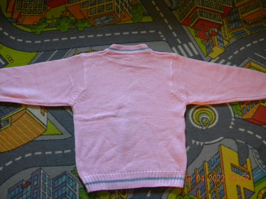 Sweter dla dziewczynki rozmiar 128