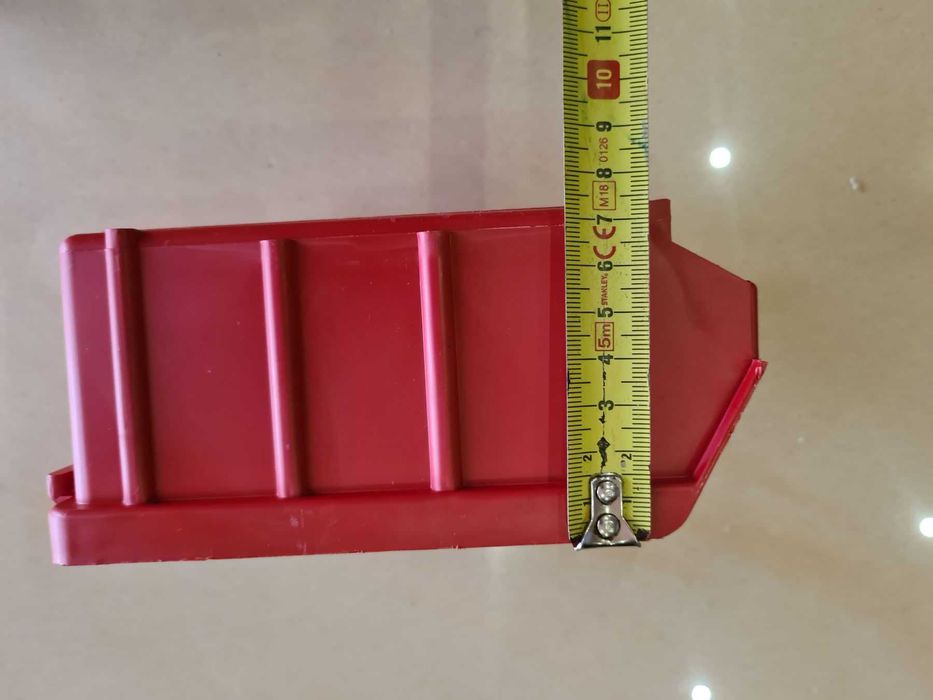 Skrzynki pojemniki plastikowe magazynowe kuweta 17,5/10,5/7,5 SOLIDNA