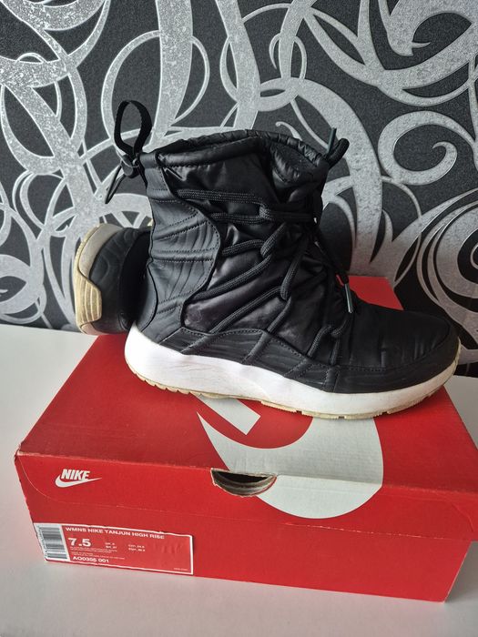 Зимове взуття Nike