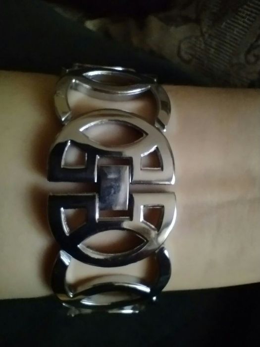 Часы наручные женские новые (Испания)