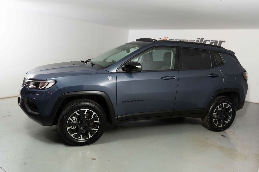 Jeep Compass 1.3 TG Trailhawk490407679366932486