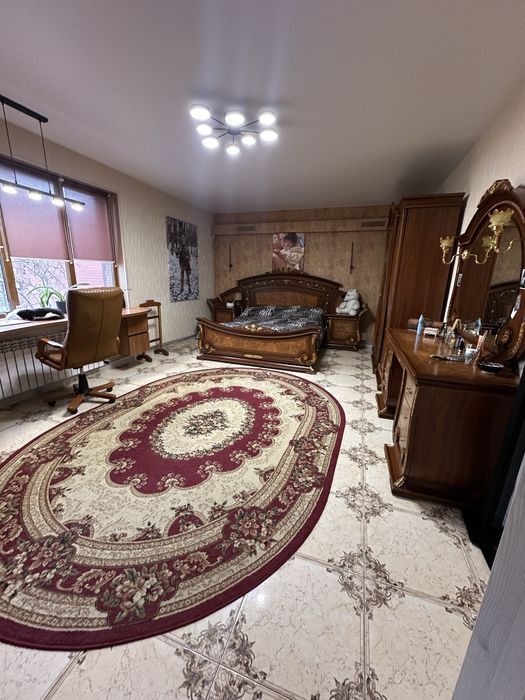 Продам дом Безлюдовка.С ремонтом.