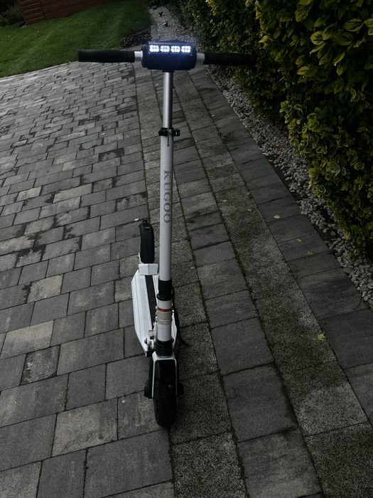 Sprzedam hulajnogę elektryczną