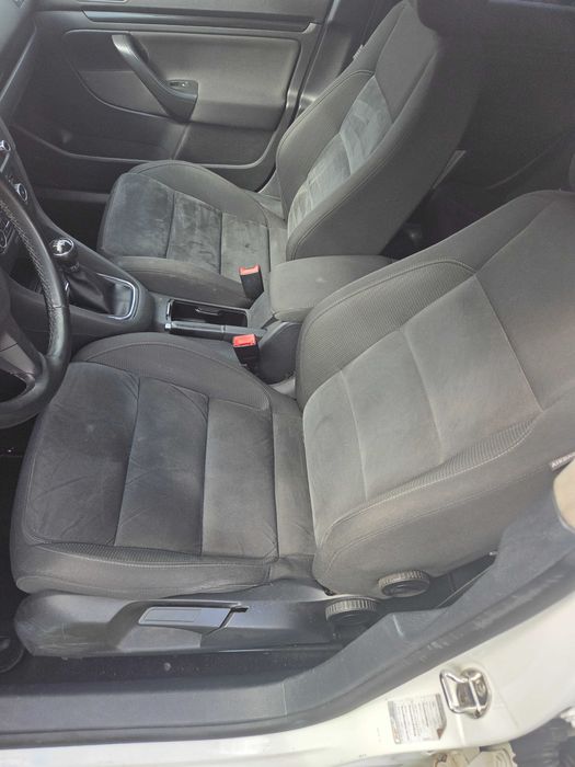 Vw golf 6 kombi 1,2 tsi 105KM hak 6 biegów 5L/100km