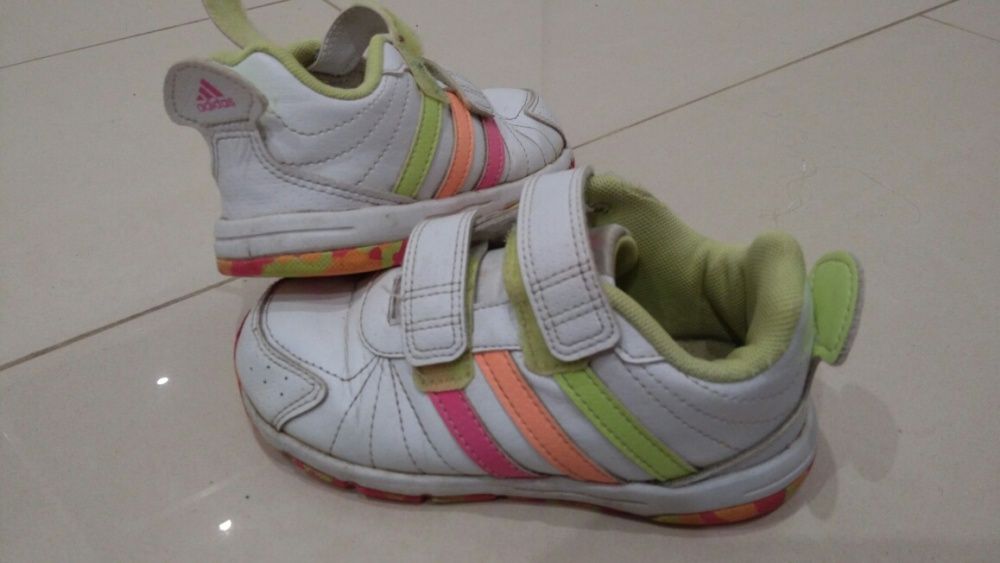 Buciki dziecięce adidas 27