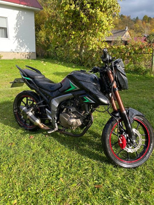 Продам мотоцикл хорнет 200 про