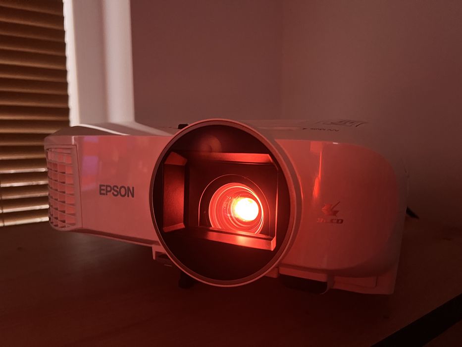 Projektor do kina domowego Epson EH-TW5650 3LCD