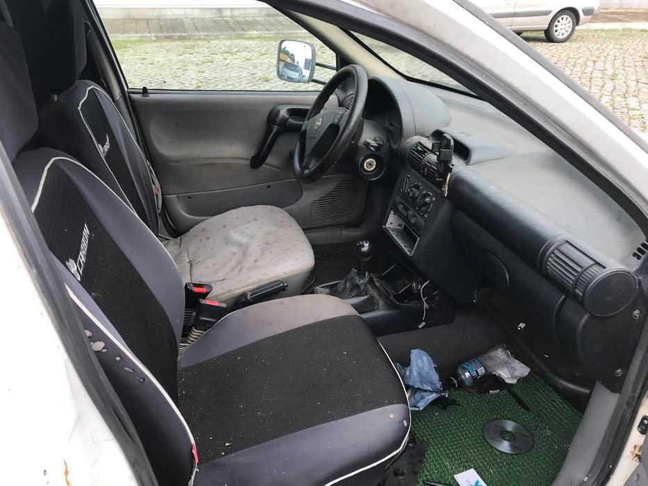 Opel Combo 1.7D Van 2000 - Para Peças