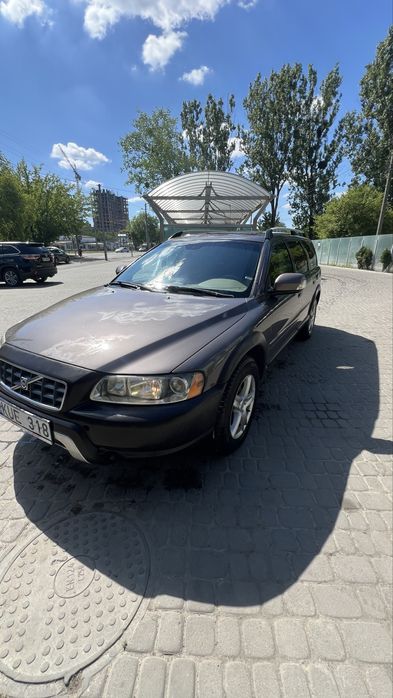 Volvo xc 70  в україні , під військових