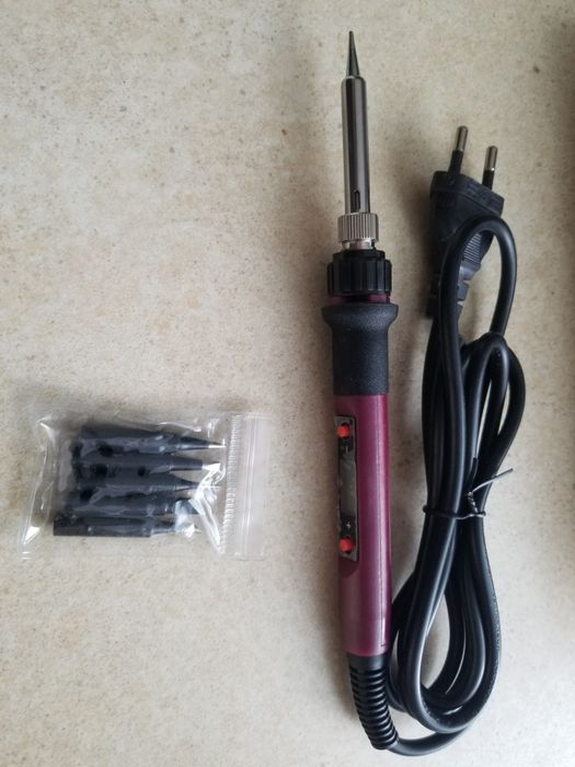 Паяльник. Набір для пайки.