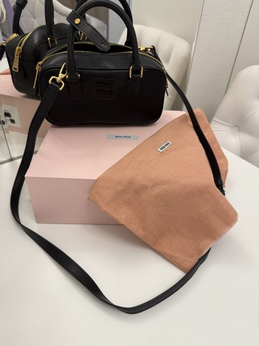 Сумка miu miu черная кожа