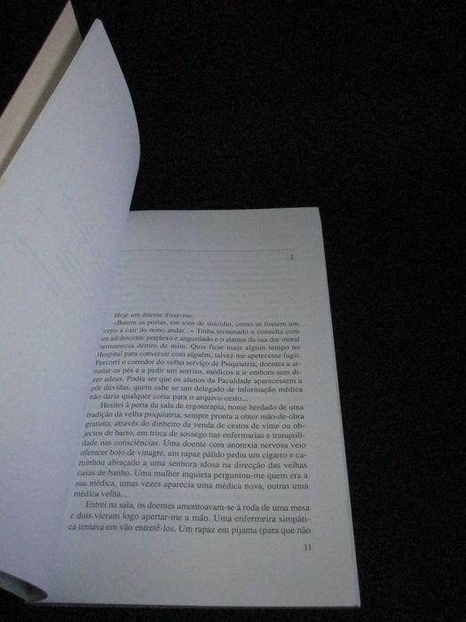 Livro Tudo o Que Temos Cá Dentro Daniel Sampaio